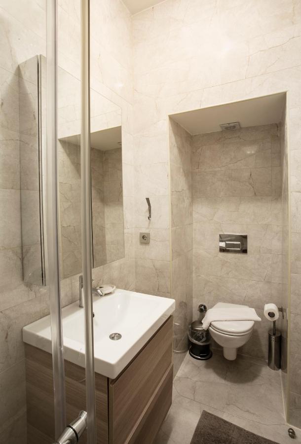 Deniz Apartment Istanbul