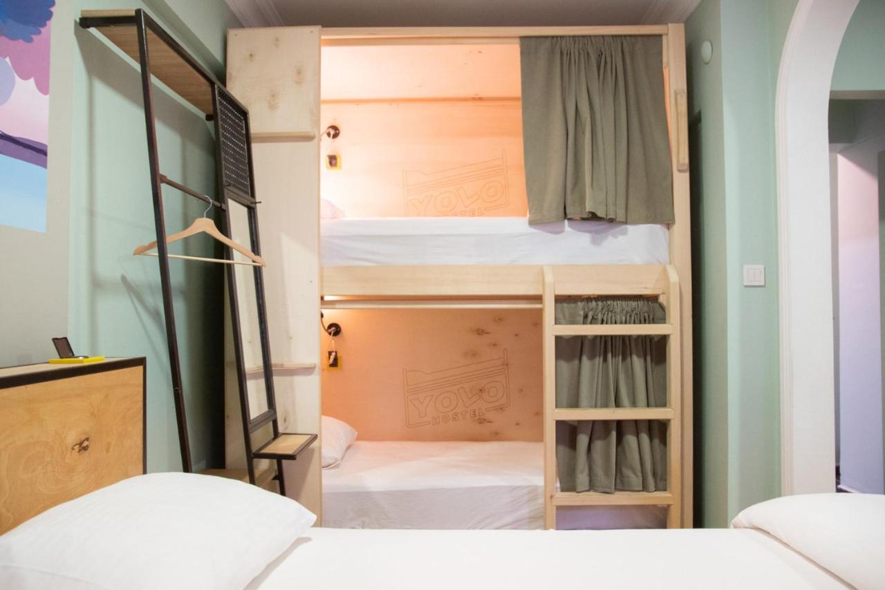 Yolo Hostel *